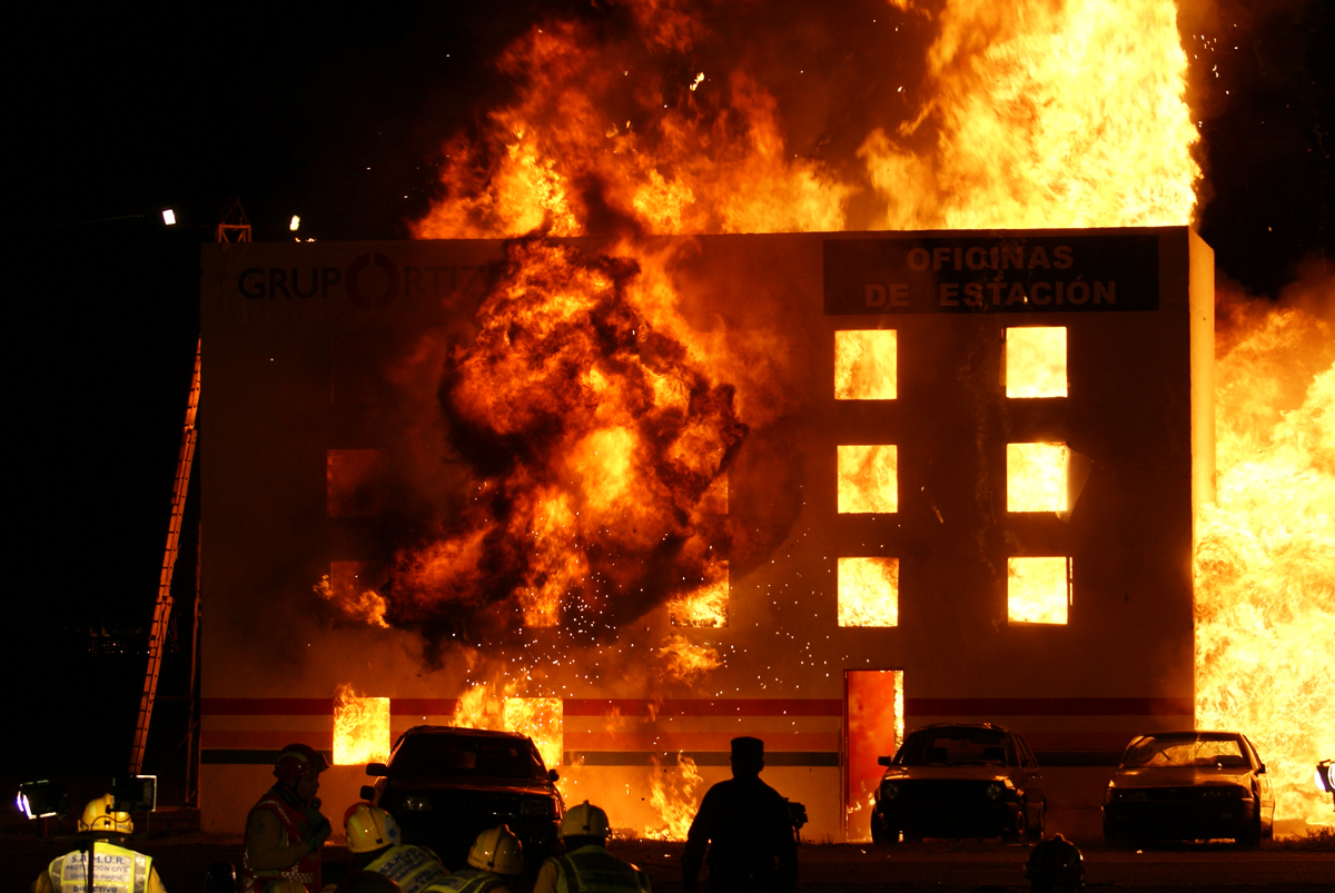 Jornadas Municipales 2007 - Edificio en llamas